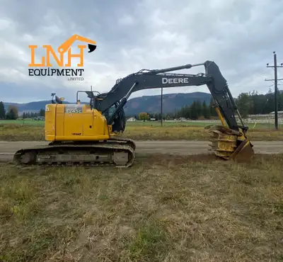 2016 John Deere 245G LC Excavator w/ Isuzu Engine I 7080 hours 27.5 inch triple grouser tracks, pins...