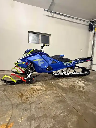 APPLY NOW: https://www.ridecollective.ca/get-pre-approved 2022 SKI-DOO FREERIDE 850 165" Powerful 84...
