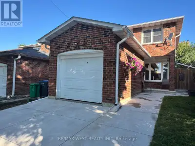 Discover your dream home in the highly desirable Heart Lake community! Nestled on a quiet court, thi...