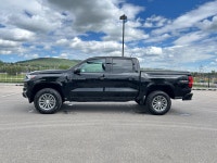 Recent Arrival! 2024 Chevrolet Colorado LT Black 2.7L Turbo 4WD 4WD, Apple CarPlay/Android Auto, Aut... (image 3)