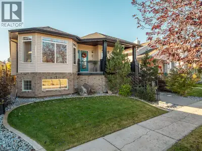 An exceptional offering in the highly sought-after community of Riverstone, this beautifully refined...
