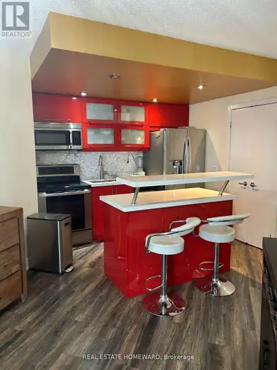This beautifully furnished 1-bedroom two bathrooms , plus solarium condo, offers an exceptional livi...