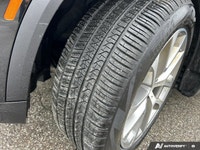 The advertised vehicle price is based on a promotional finance offer. Customers who purchase the veh... (image 9)