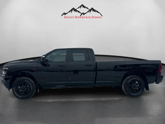 2026 RAM 3500 CREW CAB LARAMIE DIESEL SINGLE WHEEL 4X4