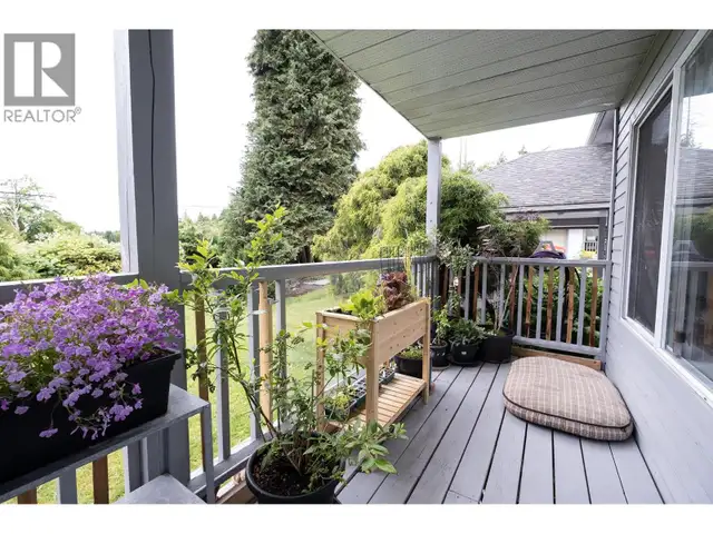 756 GIBSONS WAY Gibsons, British Columbia in Condos for Sale in Sunshine Coast - Image 24