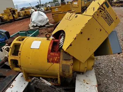 Visit www.globalpower.ca for larger photos and more details! Serial: C26-4935-901 kW: 200 Volts: 480...