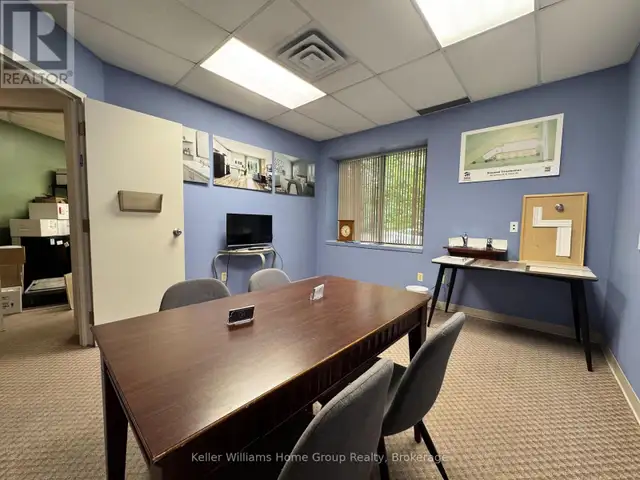 E - 265 BRIDGE STREET Centre Wellington (Fergus), Ontario in Commercial & Office Space for Rent in Oakville / Halton Region - Image 9