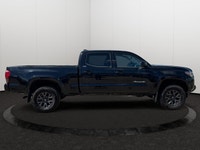 When it comes to midsize mid-size trucks, the Toyota Tacoma is the undisputed king of resale value,... (image 5)