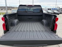 One Owner, RST, True North Edition Plus, Z71 Off-Road Pkg, 5.3L, Bucket Seats, 20" Wheels, Tow Pkg W... (image 6)