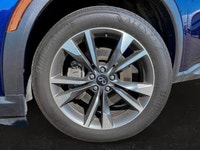 This INFINITI QX60 has a powerful Premium Unleaded V-6 3.5 L/213 engine powering this Automatic tran... (image 6)