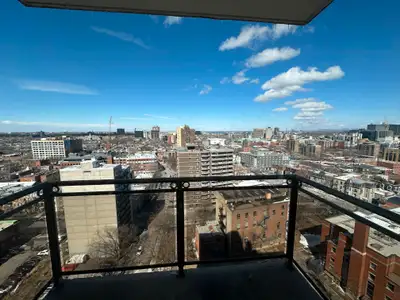 3,5 rénové -centre-ville/ juillet  2025/ 1750$ 1 mois gratuit