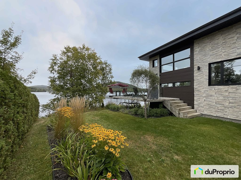 $1,375,000 - Bungalow for sale in Adstock — photo 2