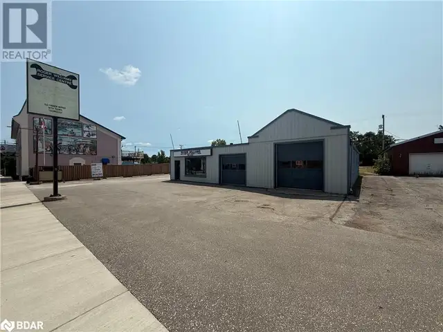 40 KING Street E Omemee, Ontario63005674024579122