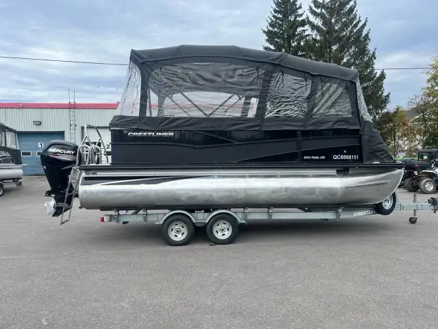 2018 CRESTLINER 200 RALLY DX in Powerboats & Motorboats in Saguenay - Image 5