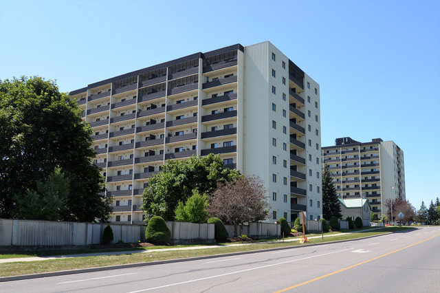 Kingston 2 Bedroom, 2 Bathroom Apartment for Rent: in Long Term Rentals in Kingston - Image 2