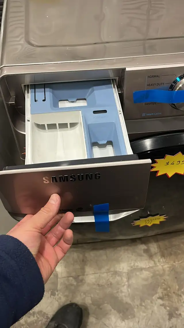 Samsung 27” Washer 3 Years Old  30-Day Warranty in Washers & Dryers in Kitchener / Waterloo - Image 9
