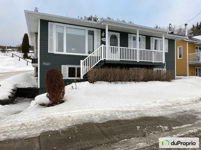 $370,000 - Bungalow for sale in La Baie — photo 1