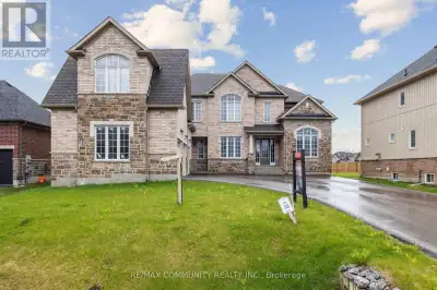 15 GOLDEN MEADOWS DRIVE Otonabee-South Monaghan, Ontario