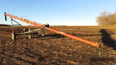 SAKUNDIAK HD 8-1600 52 Ft x 8 inch Grain Auger 52 Ft x 8 inch Kohler Command Pro 27 HP Gan Engine Hy...