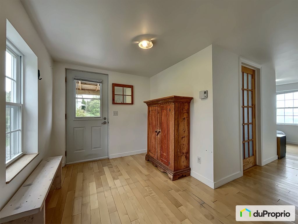 $395,000 - 2 Storey for sale in St-Ferreol-les-Neiges — photo 3
