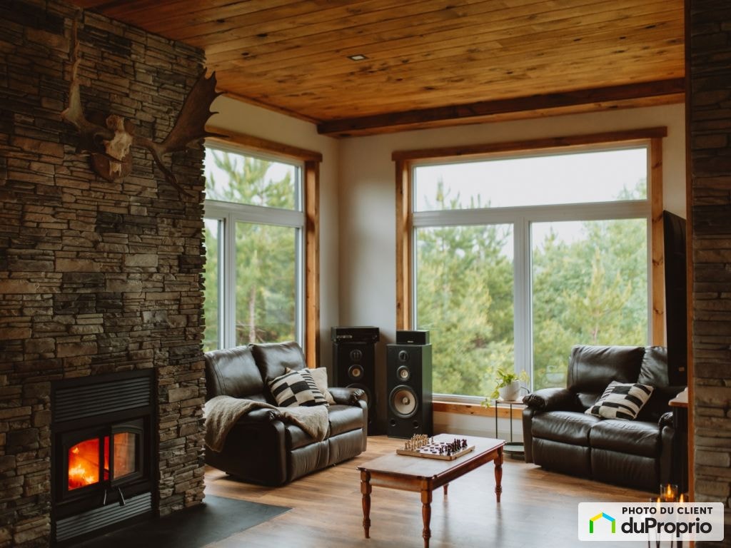 $445,000 - Cottage for sale in La Tuque (Lac-Édouard) — photo 2
