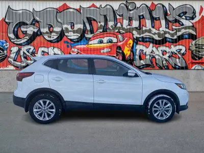 HEATED SEATS, SUNROOF, BLUEOOTH, BACK UP CAMERA, REMOTE START, HEATED STEERING WHEEL & BLIND SPOT MO...