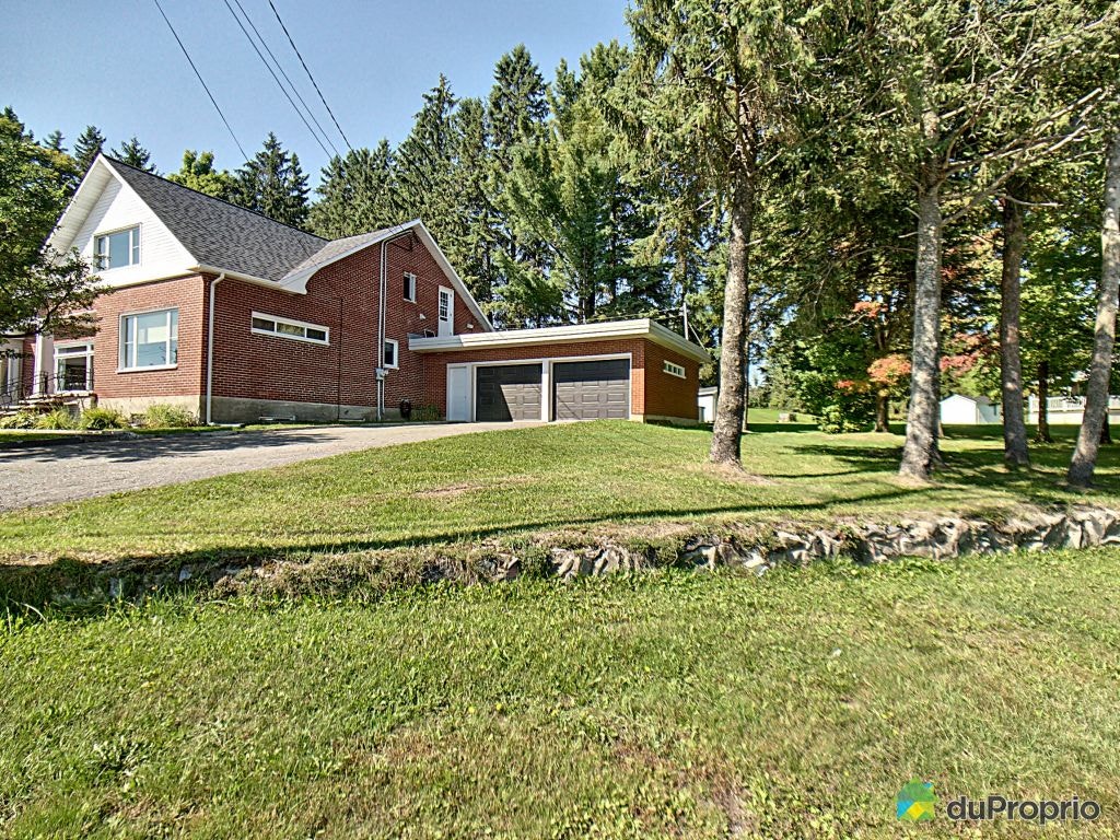 $400,000 - 1 1/2 Storey for sale in Ste-Claire — photo 2