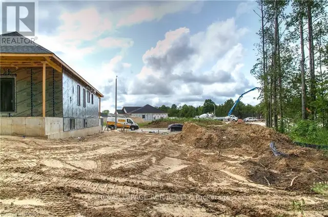 862 24TH AVENUE Hanover, Ontario in Houses for Sale in Owen Sound - Image 13