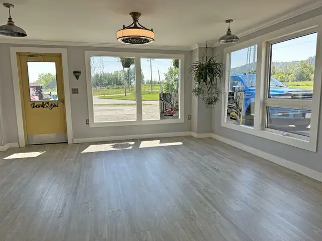 Commercial Property for Lease - 4 Baker Road, Red Rock, ON in Commercial & Office Space for Sale in Thunder Bay - Image 8