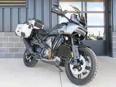 Finance from $135 bi-weekly with FCPP warranty coverage for 3 years!* Click "Get Financing" to see i...