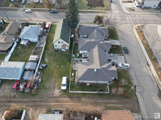 5019 50 ST Calmar, Alberta in Houses for Sale in Edmonton - Image 4