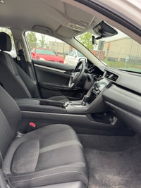 2018 Honda Civic SE | 194,375 KM Backup Camera, Heated Seats, Lane Departure Warning, Cruise Control... (image 9)