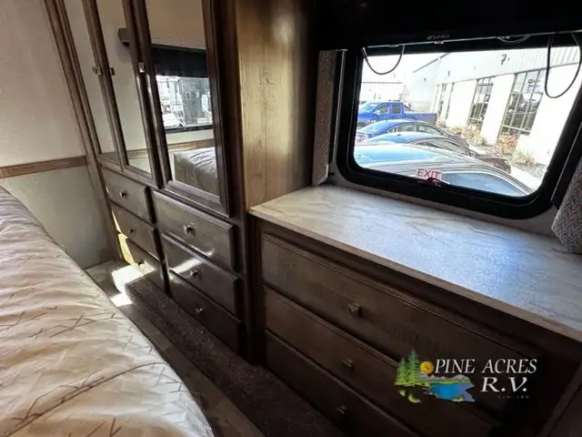 2021 Holiday Rambler Admiral 34J only 13 Milles in RVs & Motorhomes in Moncton - Image 63