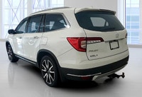 Calgary Honda is proud to be an AMVIC Licensed Dealer. Engine: V6 Cylinder Engine 3.5L L/100Km City:... (image 3)