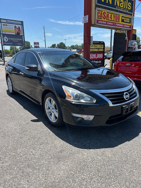 2013 NISSAN ALTIMA SL in Cars & Trucks in Chatham-Kent - Image 2