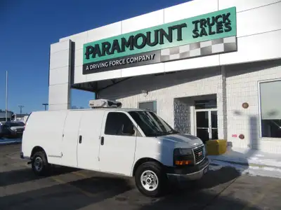 V6 GAS ENGINE, AUTO TRANS, A/C, AM/FM STEREO WITH BLUETOOTH, POWER WINDOWS & LOCKS, WITH KEYLESS ENT...