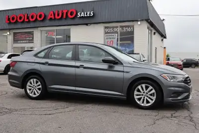 WELL MAINTAINED Drive the Volkswagen Jetta 1.4T Highline where style meets performance! Experience a...