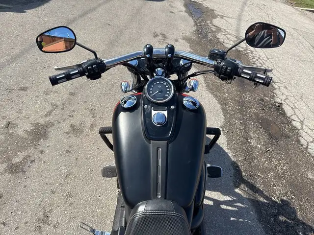 2014 Harley-Davidson Fat Bob ~ FAT BOB ~ 103CI ~ VANCE & HINES ~ in Street, Cruisers & Choppers in City of Toronto - Image 22