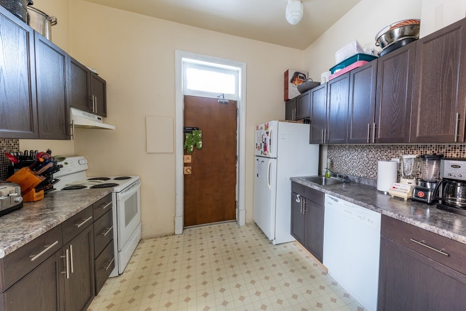 351 River Ave- Rosemount Apts- 1 Bedroom 4