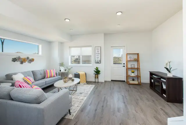 Breeze On Maple Way - Townhome House for Rent in Long Term Rentals in Edmonton - Image 19