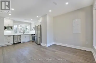 UNIT 1 - 28 FLORENCE DRIVE Oakville (CO Central), Ontario