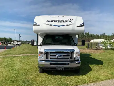 2020 Forest River Sunseeker LE 2250LE — Class C Motorhome The 2020 Forest River Sunseeker LE 2250LE...