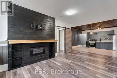 Discover this fully renovated, 1-bedroom apartment in the heart of downtown Bracebridge! Bright and...