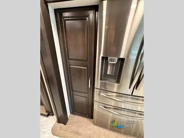 2024 Entegra Coach Anthem 44D 450 h.p. / 1250 ft-Lbs of Torque in RVs & Motorhomes in Moncton - Image 26