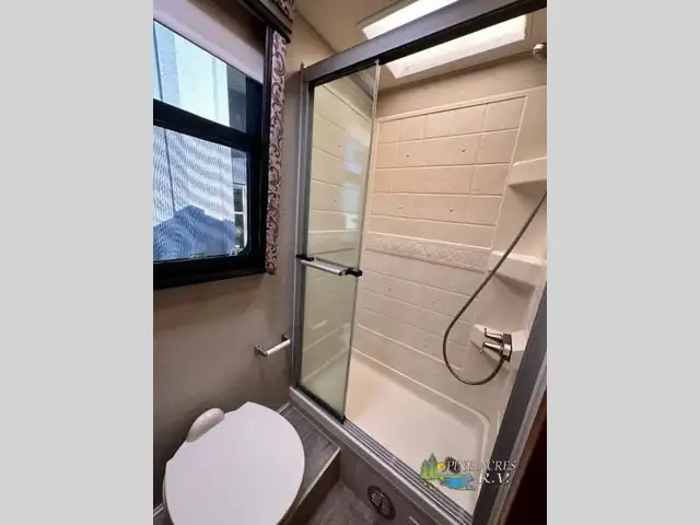 2018 Jayco Precept 35S Washer / Dryer Combo in RVs & Motorhomes in Moncton - Image 39