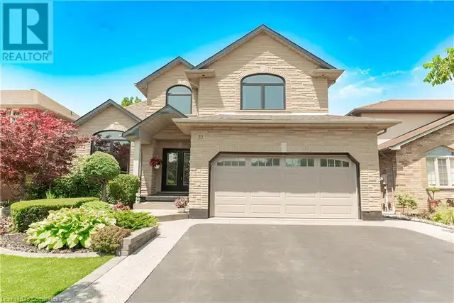 22 TUSCANI Drive Stoney Creek, Ontario63007360102531120