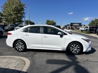 Navigate your daily commute with exceptional efficiency and advanced safety in the pristine white 20... (image 3)