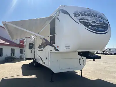 Are you looking for an amazing holiday trailer that is comparable or better than a Forest River, Gra...