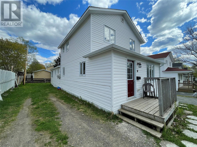 14 Suvla Road Grand Falls-Windsor, Newfoundland & Labrador in Houses for Sale in Gander - Image 2