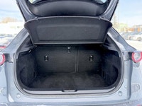 Crowfoot Hyundai, AMVIC Licensed Dealer Mileage: 31,604 km Accident History: No accidents Experience... (image 8)